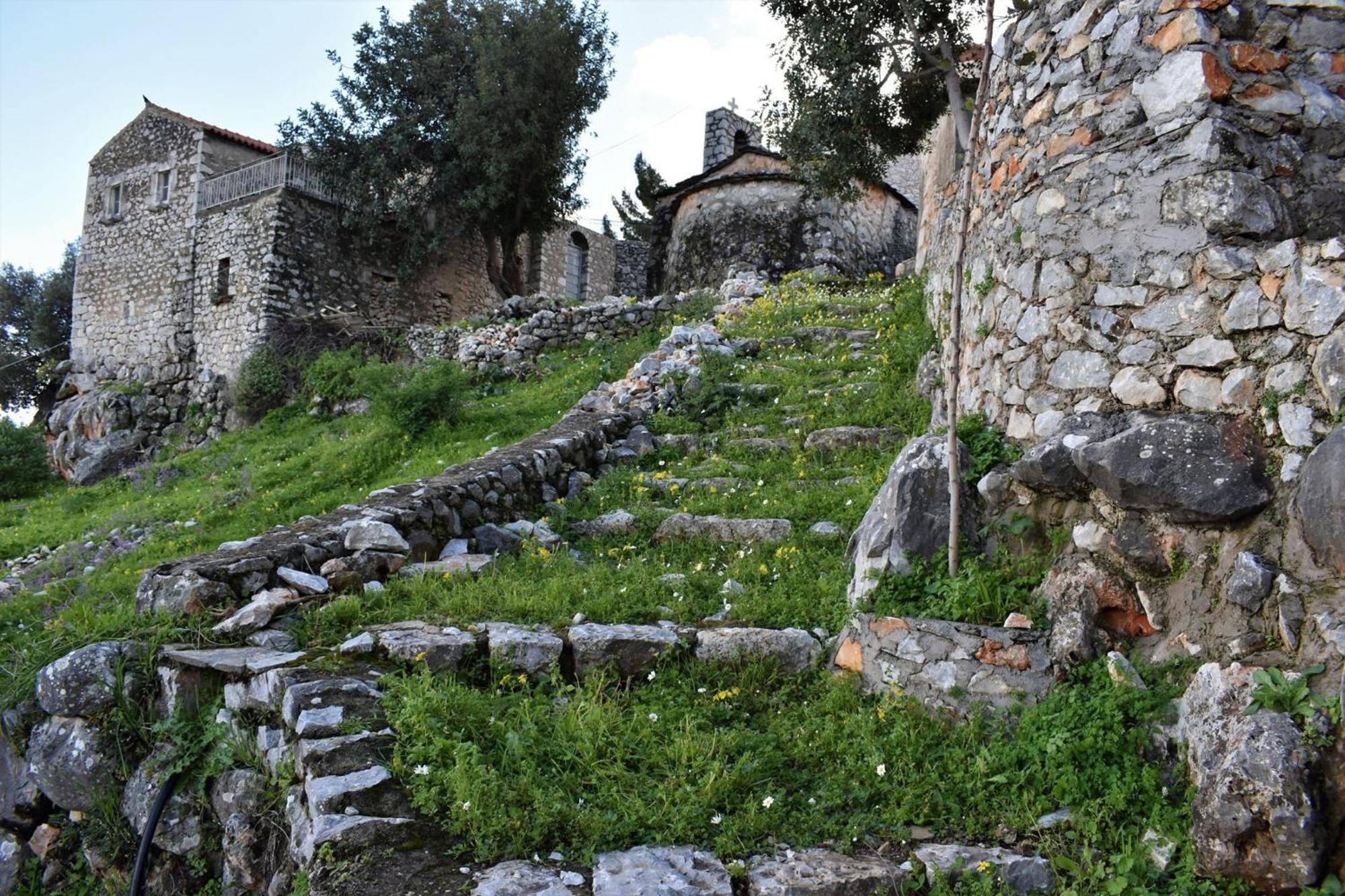 Mystic Mani Villa Argilia